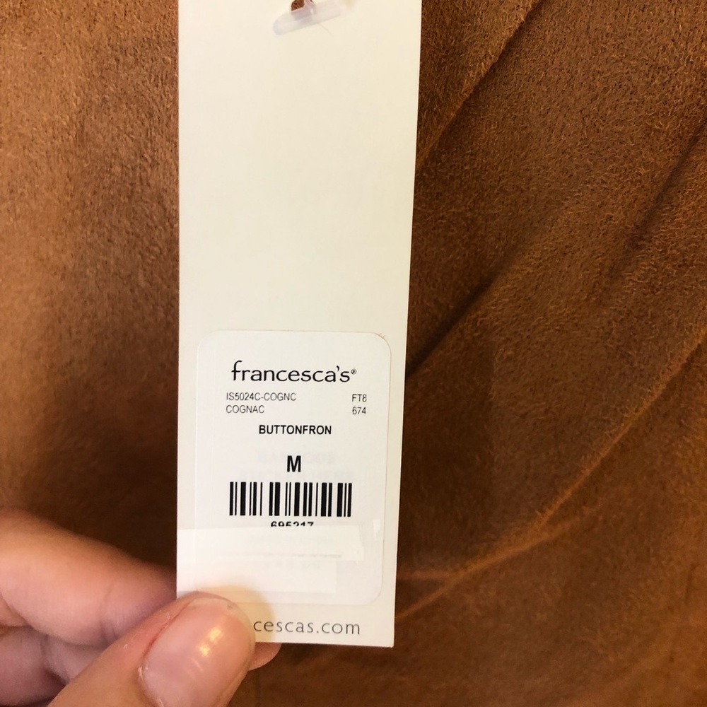 NWT! Button-front suede skirt - Picture 4 of 4